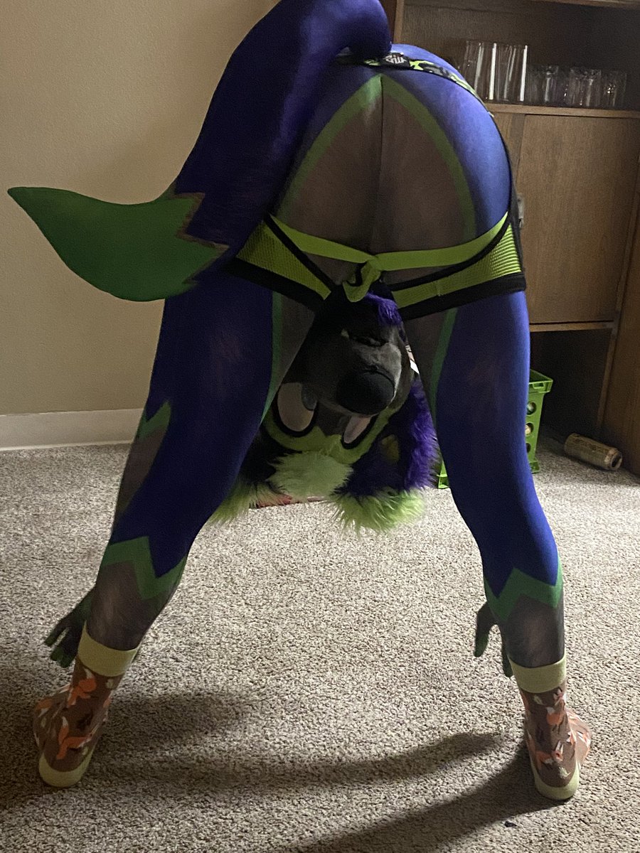 Just got my new petsuit from <a href="/forfunbangkok/">FORFUN</a> and it feels amazing and i love how it turned out!!! Decided to share a few pics i got in it earlier!