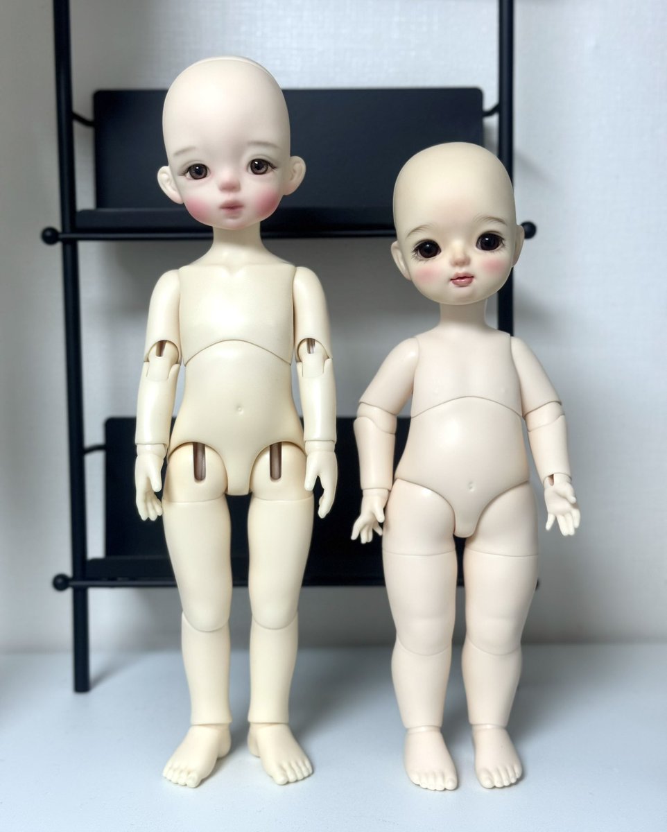 Lip_bjd's tweet photo. #트인덕장터

USD 유딩 두 체

- 미아돌 스마일수 노멀 (돌빌리지 바디)
- Pettimal(쁘띠말) papapa 노멀 (통통 ver. 바디)

두 체 일괄 운미포 35만

📌
미아돌 스마일수 헤드 - 인증서o 디폴박스o
돌빌리지 바디 - 인증서x 디폴박스x
쁘띠말 - 인증서o 디폴박스x

https://t.co/n6dTXAm6w8 https://t.co/piSn7zHPVc
