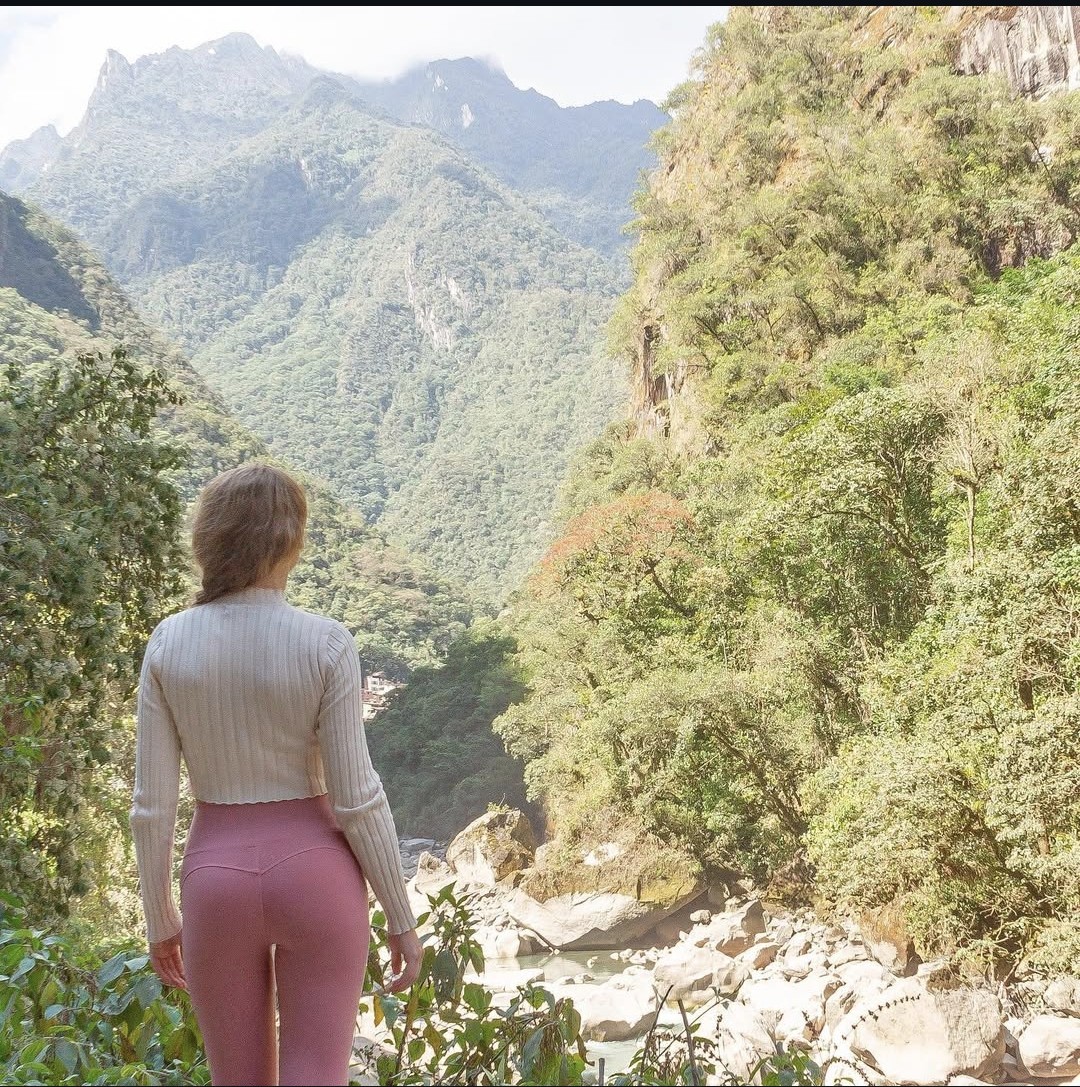 A veces solo necesitas escalar una montaña para poner las cosas en perspectiva 🙂‍↕️