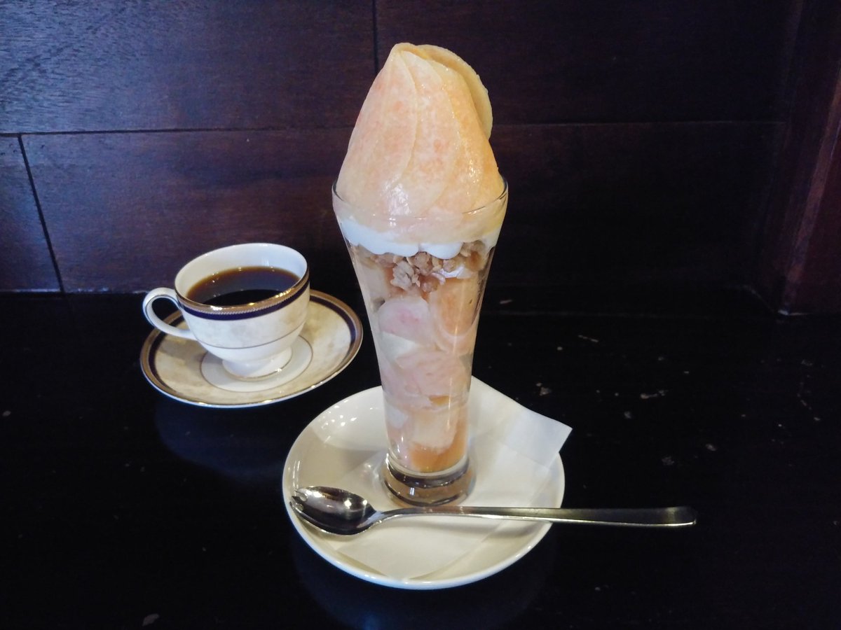 Quasar_coffee's tweet photo. 杢珈琲で
芸術的パフェ食べて来ました‼️

やっと行くことができ
美味しくいただきました☕

千葉県いすみ市にある
「杢珈琲」

是非お試し下さい☺️ https://t.co/DJwaiP0SIA