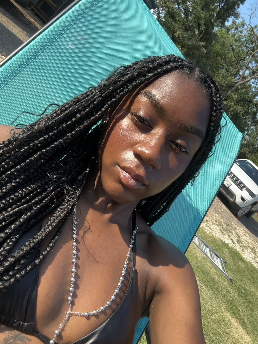 ScorpioDemon_'s tweet photo. Summer face💋 https://t.co/TjZyITASBg