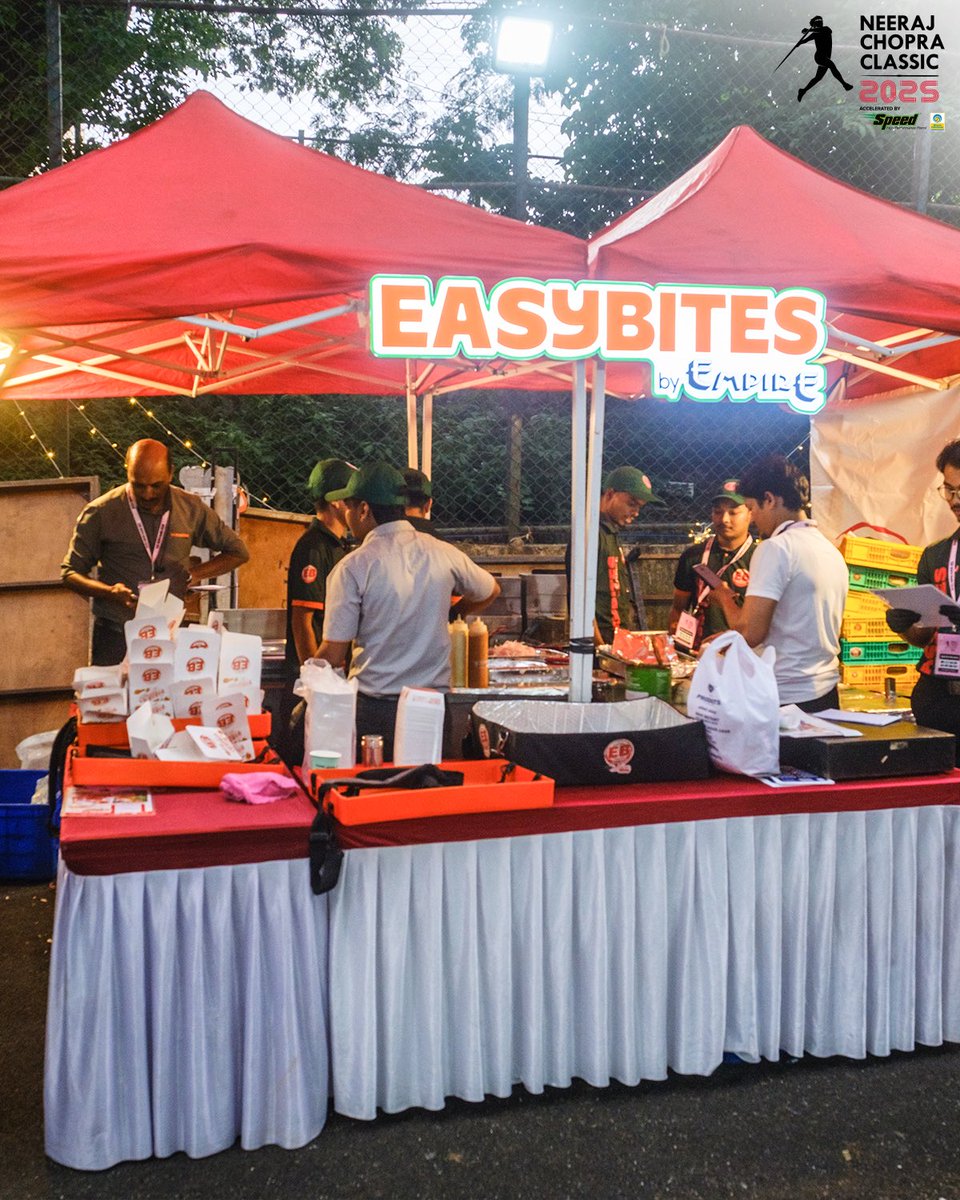 nc_classic's tweet image. While Neeraj delivered power throws, EasyBites kept the fans’ energy high and the cravings sorted! 🔥
#NeerajChopraClassic #javelin #GameOfThrows