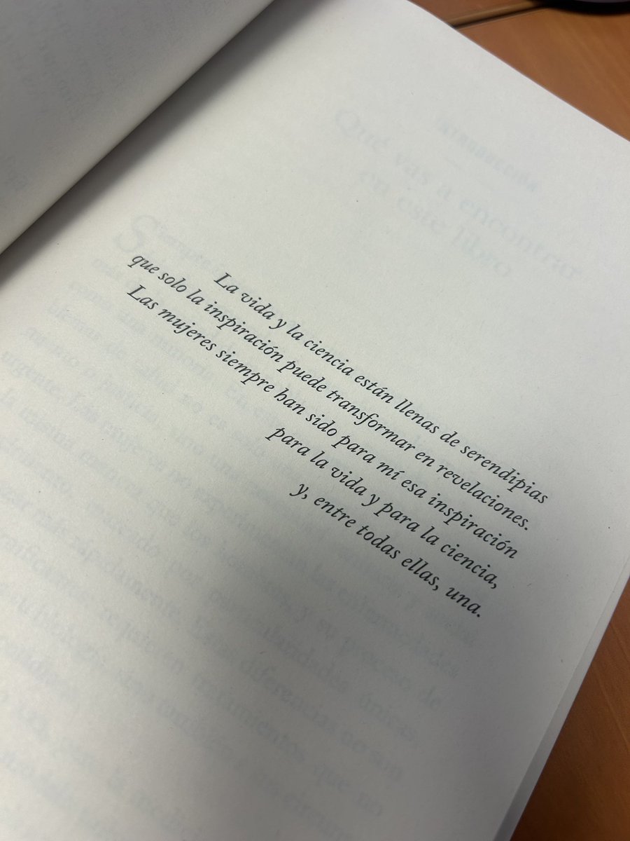 Relacionado con este tema, el doctor <a href="/GuillermoAntiog/">Guillermo Antiñolo</a> ha escrito un libro de divulgación sobre salud, envejecimiento y bienestar femenino, titulado **La revolución del genoma femenino**. Ya os contaré qué tal cuando lo lea!
