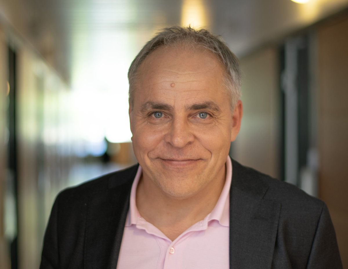 Työn ja talouden tutkimus LABORE (@labore_tutkimus) on Twitter photo "Talouskasvu on seurausta ihmisten yhteispelistä, mikä vaatii koordinointia", sanoo <a href="/Maliranta/">Mika Maliranta</a> HS:n heinäkuun kuukausiliitteen haastattelussa. Lue koko juttu (maksumuurin takana) 👉 hs.fi/lehdet/#kuukau… "Talouskasvu on seurausta ihmisten yhteispelistä, mikä vaatii koordinointia", sanoo <a href="/Maliranta/">Mika Maliranta</a> HS:n heinäkuun kuukausiliitteen haastattelussa. Lue koko juttu (maksumuurin takana) 👉 hs.fi/lehdet/#kuukau…