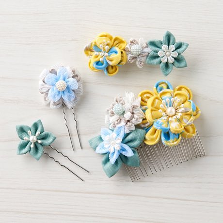 info_clover's tweet image. 【ハンドメイドレシピまとめ】
もうすぐ夏休み!子ども用甚平・巾着バッグ・髪飾りの手作りレシピをホームページで特集しています🌻
▼ハンドメイドレシピまとめ|夏休み特集
clover.co.jp/jinbei/
涼しくてかわいい子ども用甚平やおそろいの生地の巾着で夏祭りに出掛けてみては🍧…