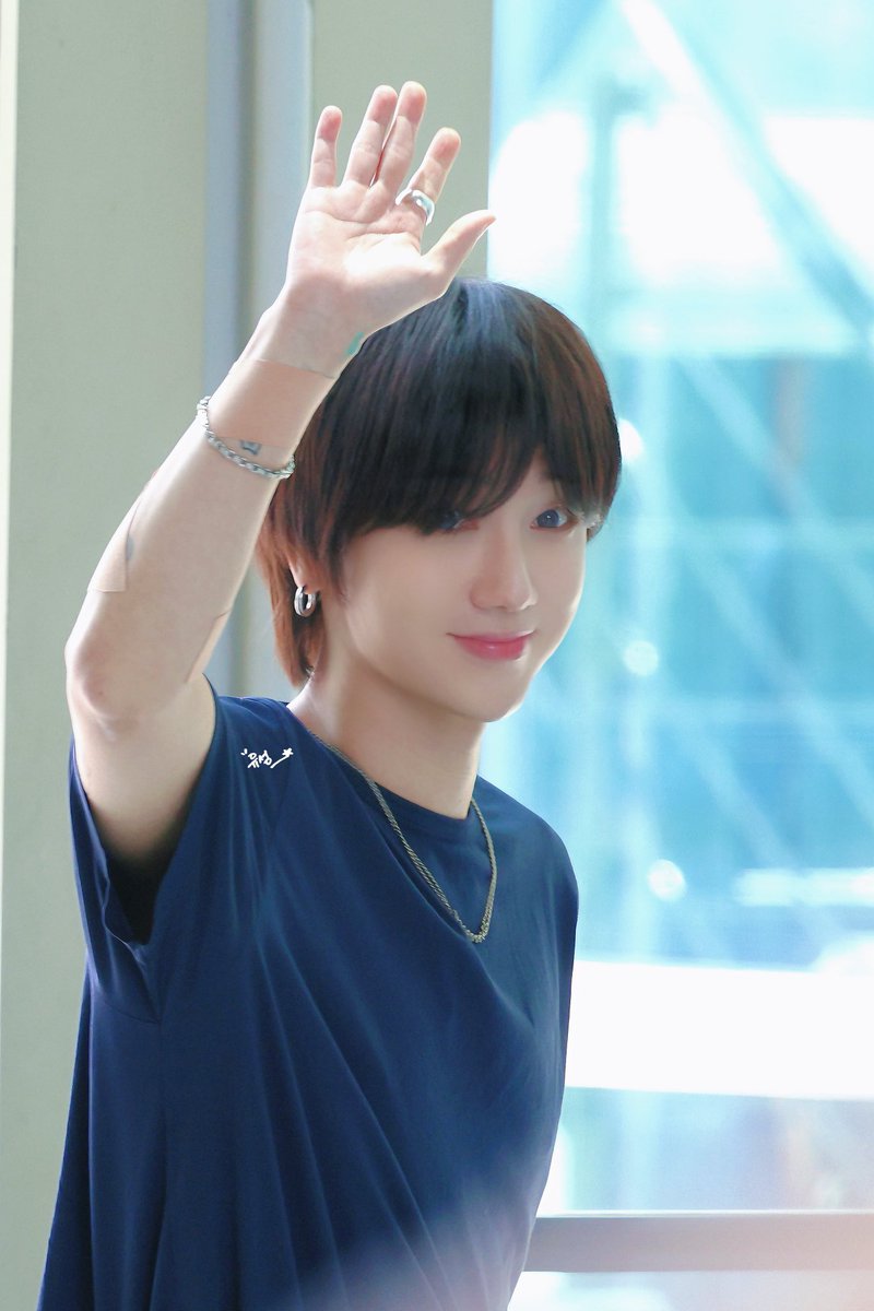 250709 컬투쇼

☺️ <a href="/shfly3424/">Yesung</a> 

#SUPERJUNIOR #슈퍼주니어
#YESUNG #예성 #艺声 #イェソン