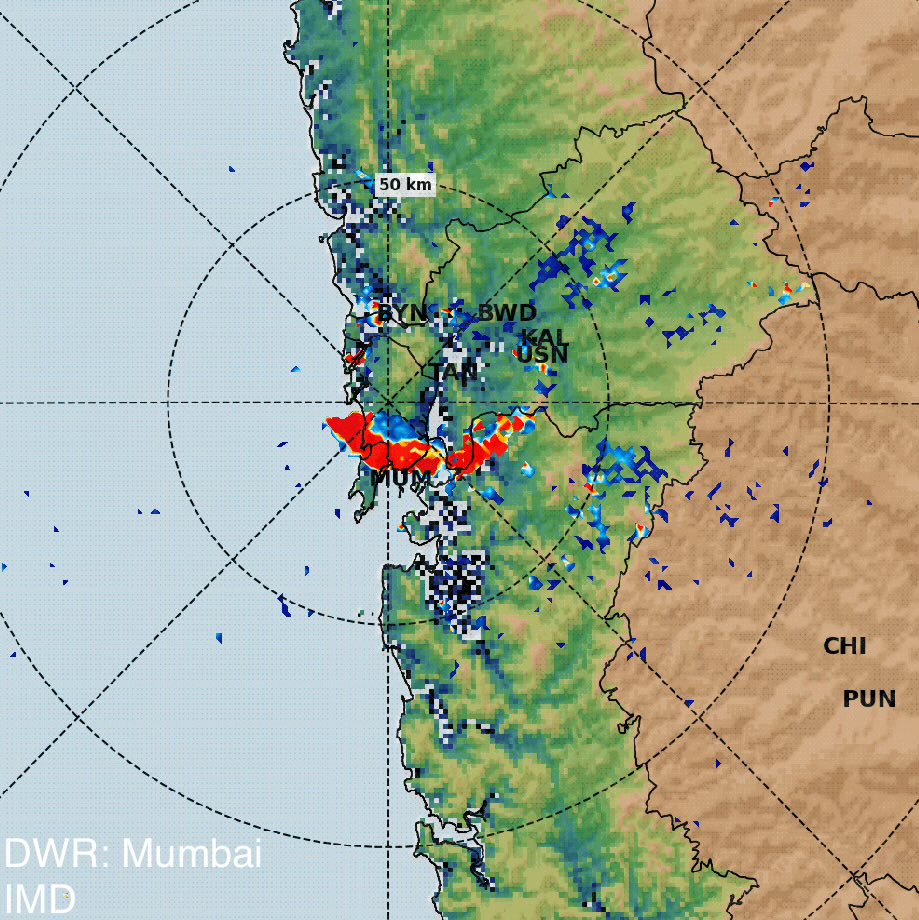Nowcast-2
A bow echo is visible on the Mumbai radar and Super intense rains with thunder will occur in #Mankhurd, #NaviMumbai, #Pendhar, and nearby area of #Andheri in next 1hr. This system will move down towards the East

Expect blinding rains!
#MumbaiRains