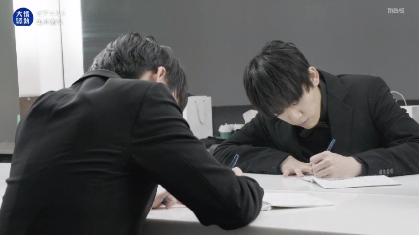 jounetsu's tweet image. #ピアニスト #亀井聖矢 の
#情熱のコトバ
ピアニストっていうのは
本当に難しい職業です
一回うまくいっても
意味がないですからね
本番で200%のものがやっぱり出ないと
無料見逃し配信は 7/13(日) まで
tver.jp/episodes/epbjv…