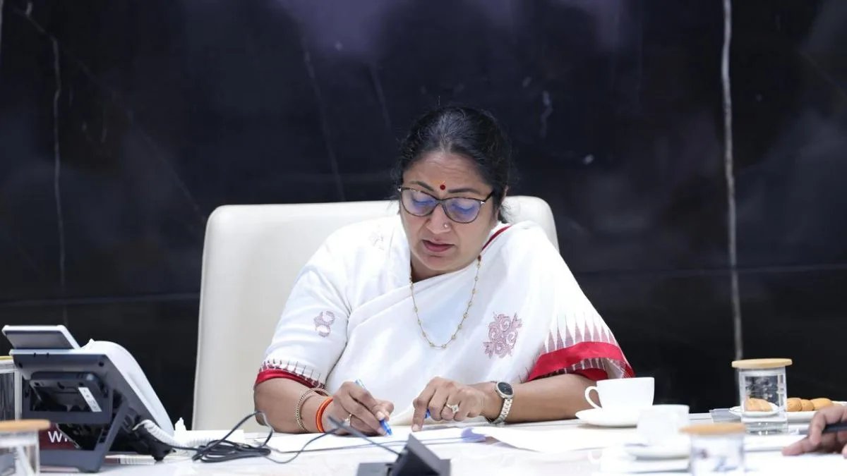 udayindiaNews's tweet image. #BigNews 🚨Delhi government approves Rs 900 crore for setting up smart classrooms and blackboards
#DelhiGovt #smartclassroom 
#ABVPFoundationDay