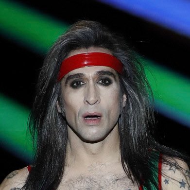 ¿Sabíais que Mario Vaquerizo es el doble de Sylvester Stallone en sus películas?

El hilo: 👇🏻👇🏻👇🏻