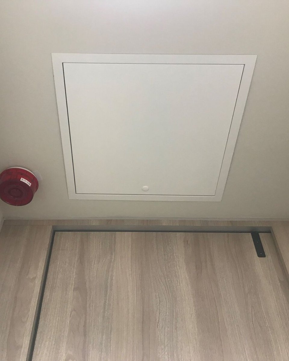 APDaccess's tweet photo. Access panels ensure seamless building operations by granting easy access to essential systems. 

At Access Panels Direct, we provide an extensive selection of standard and custom access panels tailored to your project requirements💪 https://t.co/P9hHD0PNzM