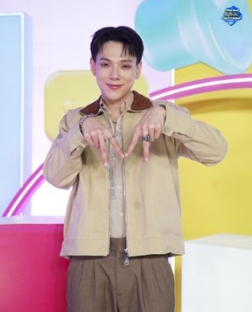 melon1322's tweet photo. น่ารักที่สุด
#ต้าห์อู๋ #DAOU #oueiija
#TMC_EP8
#TMC2025 #ThailandMusicCountdown
#TrueCJCreations #Ch3Thailand https://t.co/d9DIGk6g92