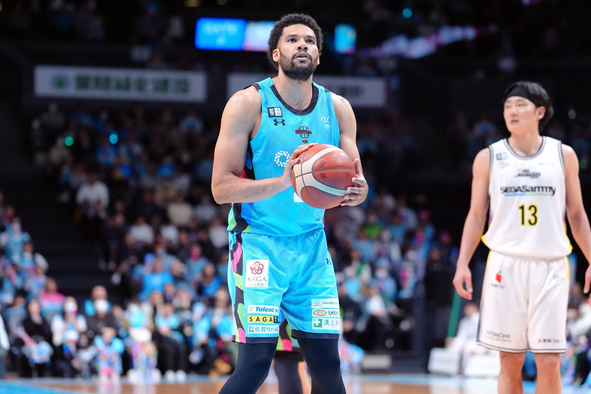 バルーナーズ　ユニフォーム　ヨーリ・チャイルズ選手のサイン入り バルーナーズ ユニフォーム ヨーリ・チャイルズ選手のサイン入り