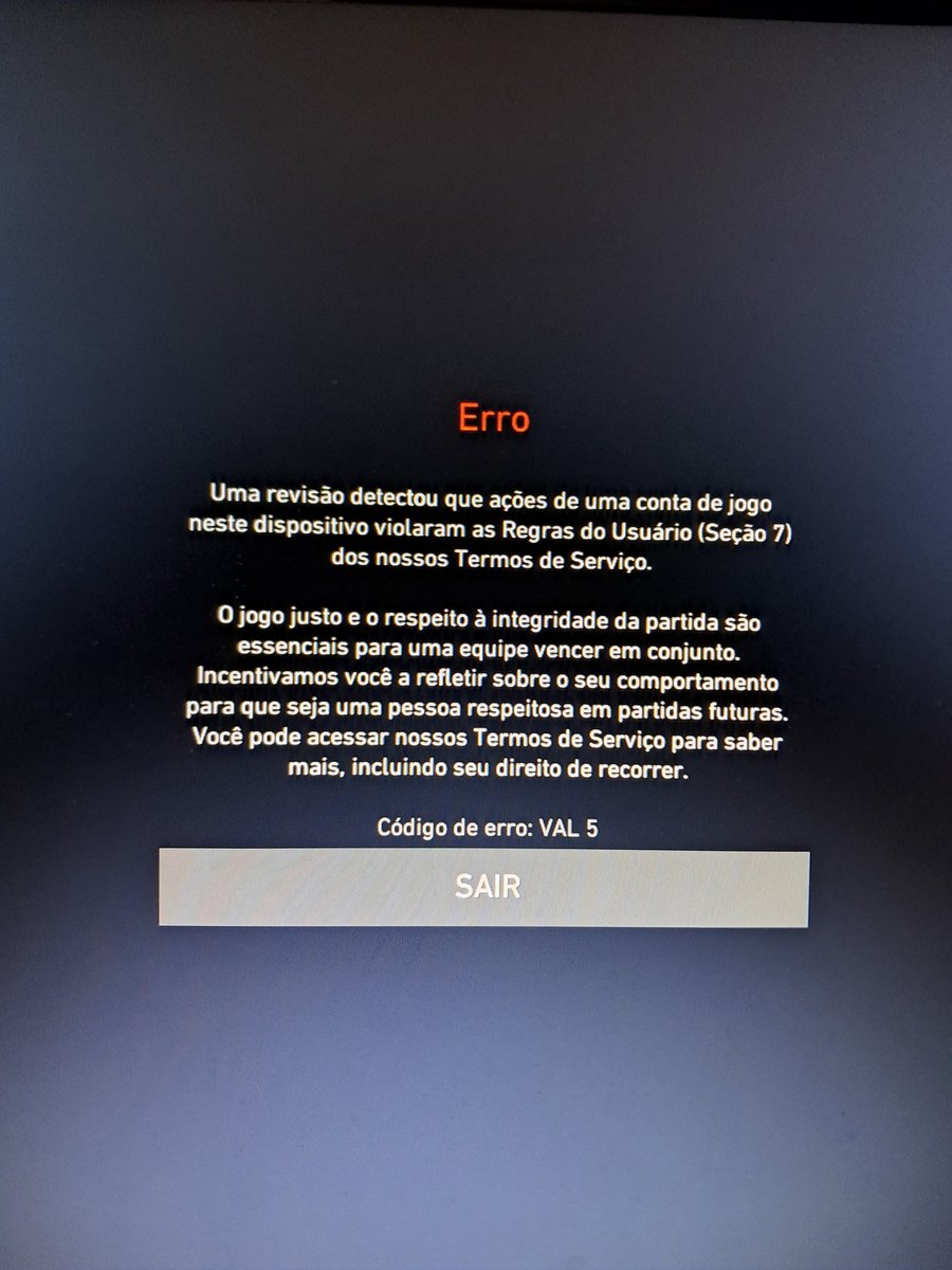 Little_Mufasa's tweet photo. Hoje pela madrugada recebi uma seguinte mensagem da @RiotGamesBrasil @riotgames sendo que eu não uso aplicativo de terceiros pra poder subir de rank, eu formatei o PC e o primeiro aplicativo q baixei foi o valorant, entrei joguei algumas antes de puxar um competitivo https://t.co/uPb08L8OOE
