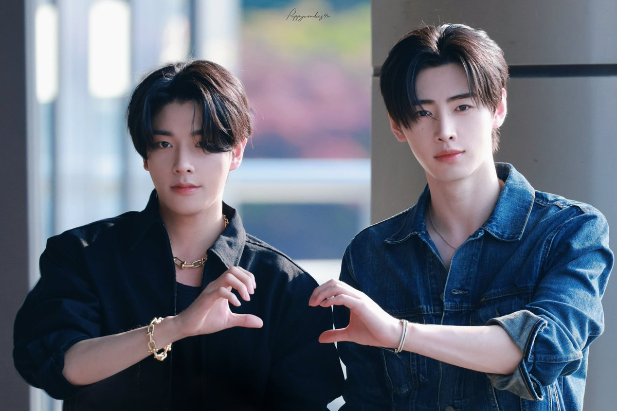 kissmypuppies's tweet photo. 250709 GMP

#엔하이픈 #ENHYPEN #sungjake #jakehoon 
 #제이크 #JAKE #ジェイク
 #성훈 #SUNGHOON #ソンフン https://t.co/KJwqAfXyCM