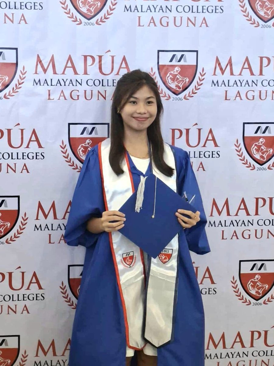 lou 𓍯 tweet media