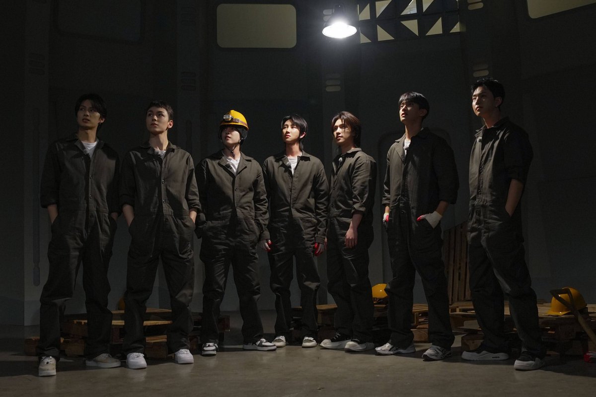 오늘 꼬요일러 🖤
 ㄴ뿔난 OOO들의 반란 🫢

정비공 버논이다,,,,,,,,