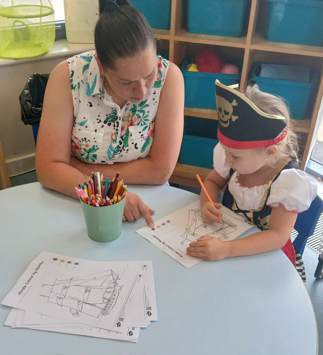 HMSGrimsbyfs2's tweet image. HMS Grimsby enjoyed Pirate Day yesterday, and so did our parents when they joined us in the afternoon! @DeltaStrand #EYFSFun @ClareHa51528544 @HMSGrimsbyfs2 @DeltaTrust_Org