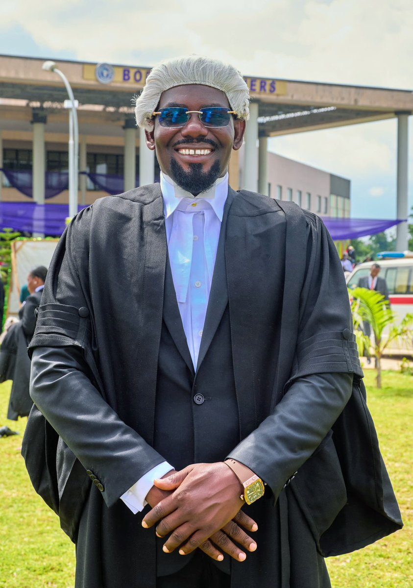 Galacticus_O's tweet photo. To Dare Is To Do❤️❤️❤️❤️

ONOGWU Isah Muhammed, 
MIAD. https://t.co/vuxWGiRisV. LLB. BL. AICMC. MILA. ANIPR. 

From pure Science to Pure Art and Law. It’s simply Grace and Gratitude ❤️❤️❤️❤️ https://t.co/i4wcidVOUM
