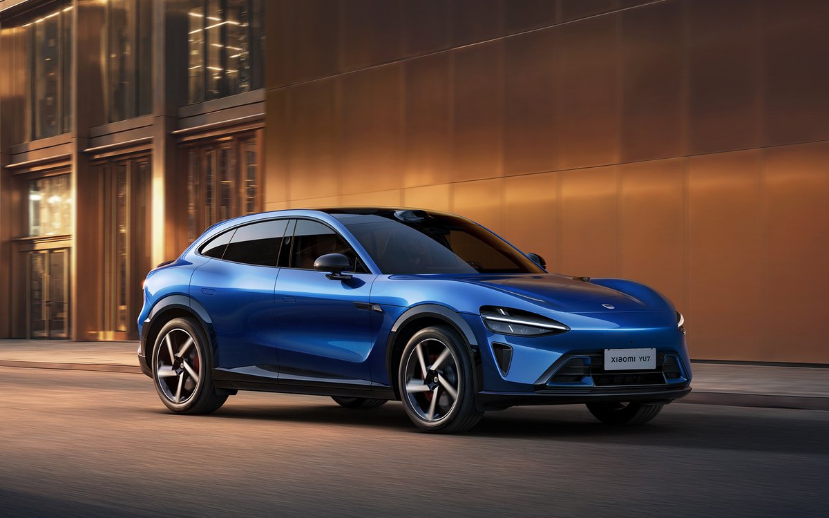 Ocean Blue feels deep and calm, like the North Atlantic. It might not be the most popular pick, but to me, it's subtle and leaves a lasting impression.