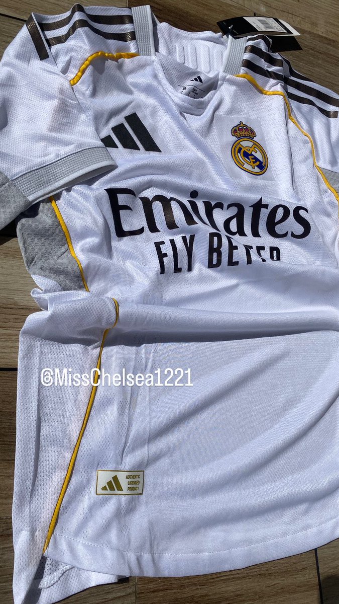 Naomba Mshow #Love kwa Repost🙏😍

👉Size S_______2XL
👉Bei   27,000/=
👉Huduma ya kuprint inapatikana

Wa.me/+255623346245
Au 0714336827

👉Duka lipo kariakoo.Pia tunatuma NCHI NZIMA