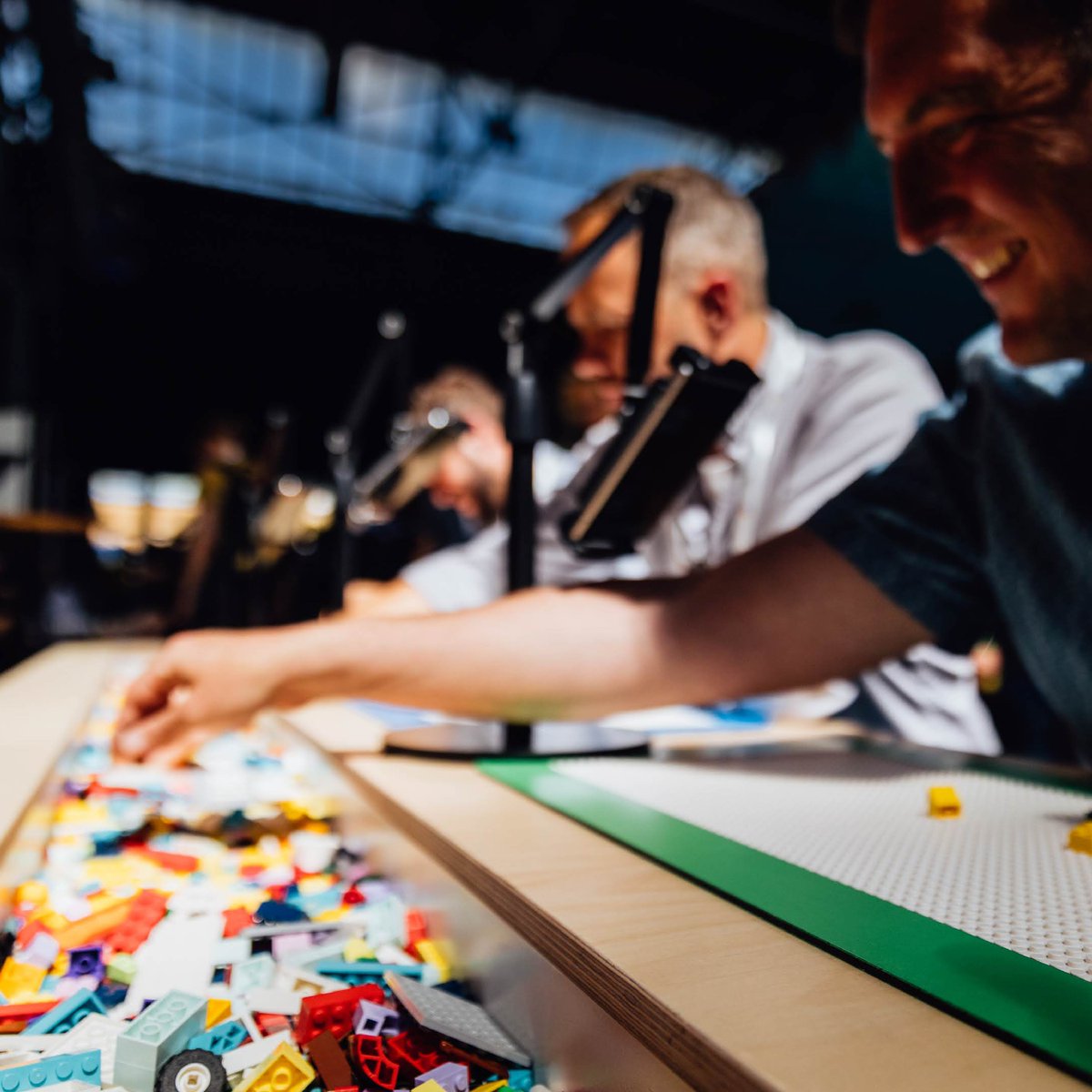 GoogleCloud_DE's tweet image. Wow, Düsseldorf! 🫶 Danke für eure spannenden Fragen, den offenen Austausch und eure Begeisterung für KI, spontane Surf-Sessions & die neue Art zu clouden. Nicht dabei gewesen? Jetzt für Zürich anmelden: goo.gle/40Lq1Z1
#CloudSummitDE