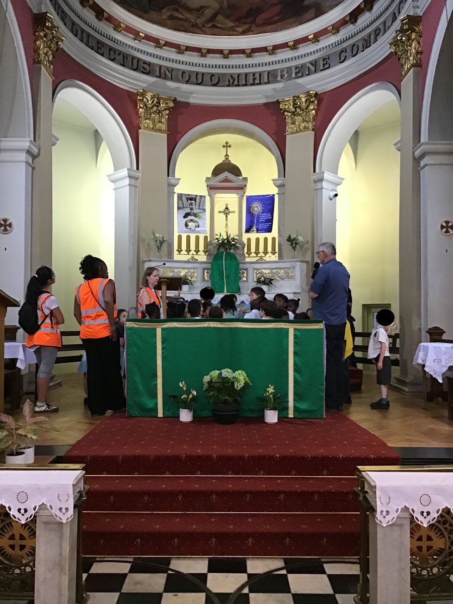 StJosephsCatho4's tweet image. On Friday 4th July, Year 1 went on a special Jubilee pilgrimage to St Saviour’s Church, Lewisham — one of the designated churches in the Southwark Archdiocese. The children reverently took part in Mass and spoke with Fr Krzysztof about being Pilgrims of Hope. 🌟⛪️ #YearOfJubilee
