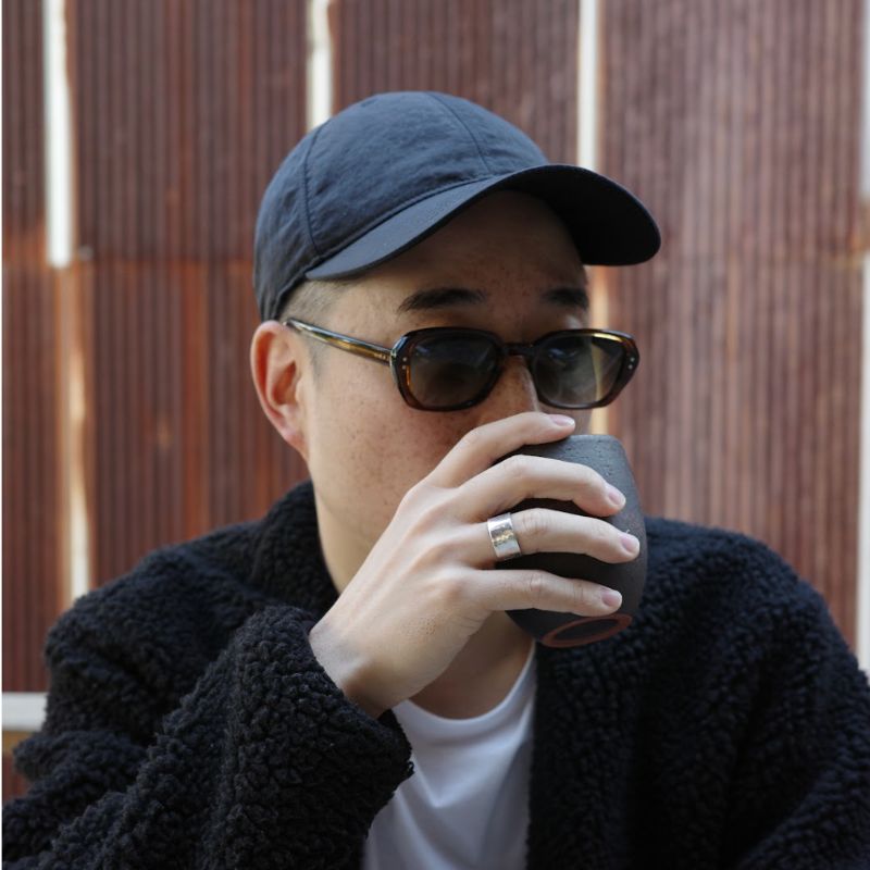 【7月15日 (火) 所作 -motion-】

良いフロアには自由が宿る。フロアにおいては、音楽に合わせ他人と他人が同期するからこそ多様な振る舞いの差異が際立ち、仰ぐ手も踏み出す足も全てが自然に思えてしまう。そんな所作 'motion'の美しさは、音楽と同じように魅力的だ。
entershibuya.com/schedule/motio…