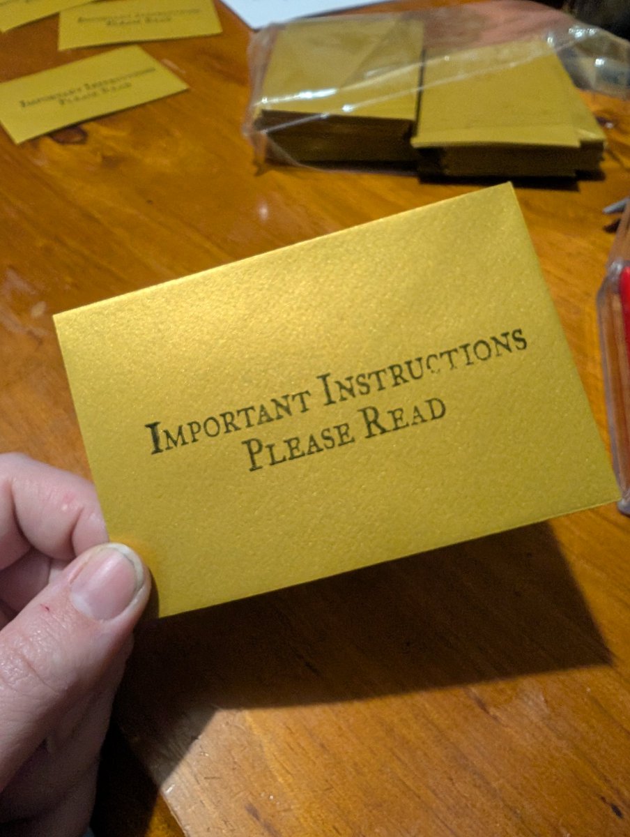 plane_shift's tweet image. Packing hundreds of candles right now to get our preorders out

As the roses have an irregular shape, it&apos;s important that they are not left alone while burning and that the wicks are trimmed as soon as the rose has melted.

Included in each order is a new care card to remind you!