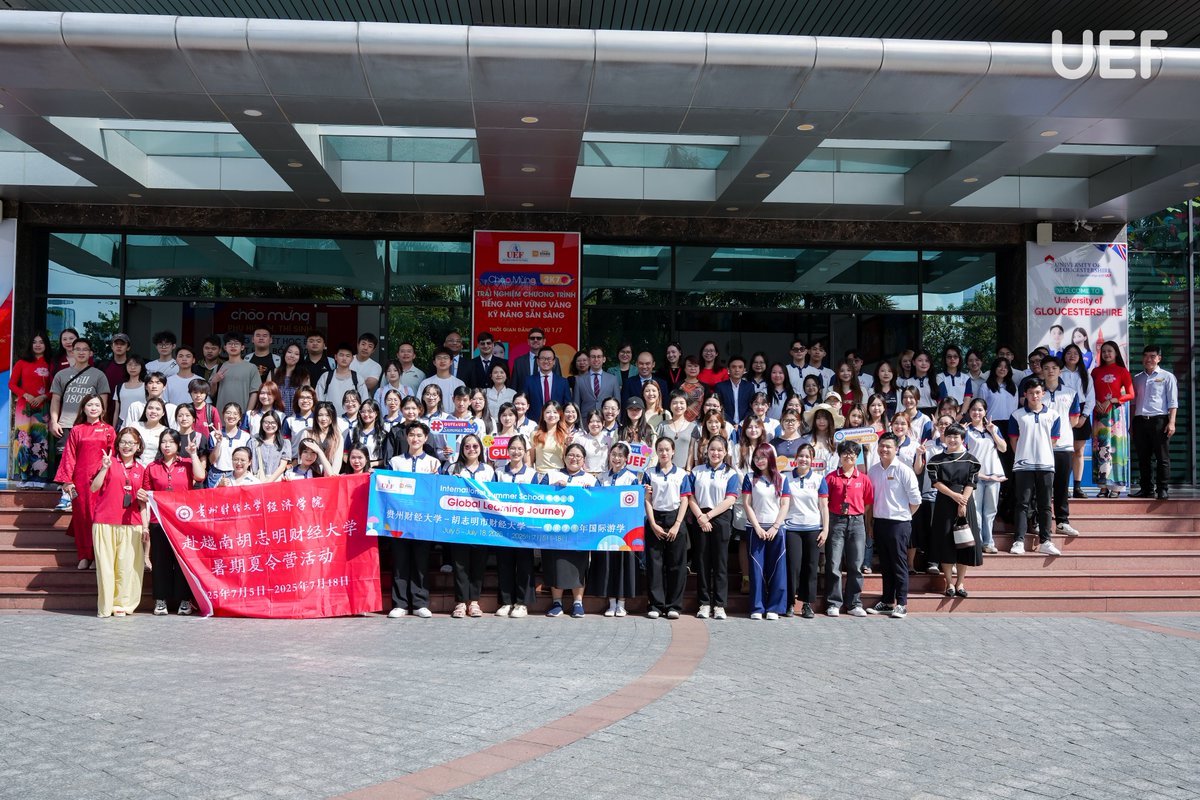AlexParini's tweet image. Life has come full circle—from being an international student in #China to now welcoming Chinese students on their own study abroad path. I was glad to deliver remarks to students from GUFE as they begin summer studies, explore #Vietnam, and connect across cultures at @daihocUEF.