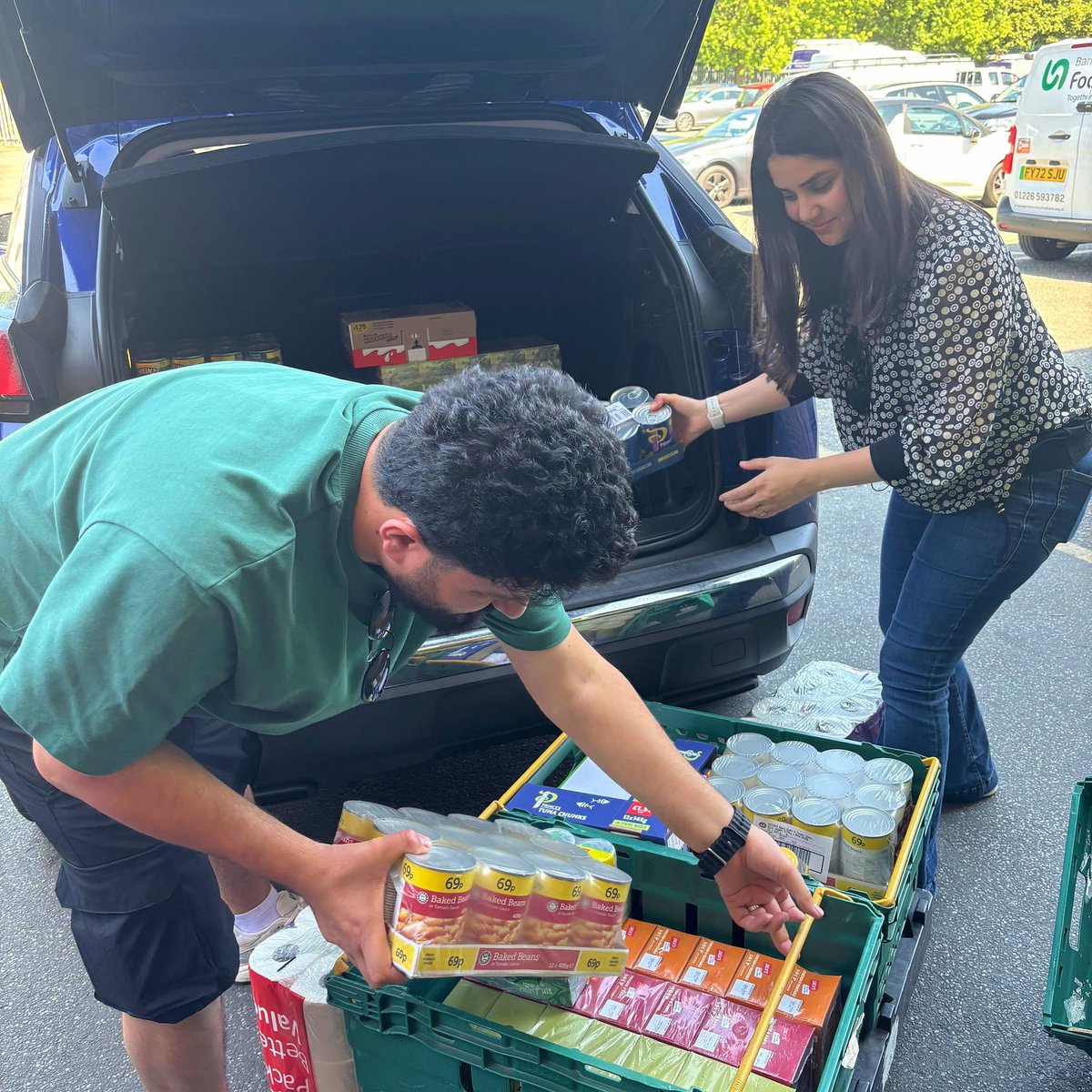 If you're planning on bringing donations directly to our food bank, our friendly team will greet you and give you a hand!

We're open between 9am-3pm for donation drop offs, Monday to Friday. We're located at Unit 14 Aldham Industrial Estate, Wombwell, S73 8HA.