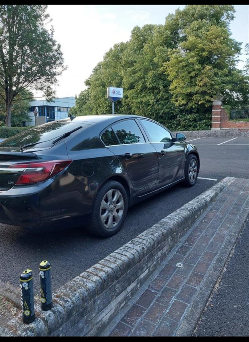 While in the #Swanley area, #NeighbourhoodTaskForce officers sighted this vehicle.
On speaking to the driver, he attempted to make off on foot, being found to be #Disqualified from driving &amp; in possession of #NOS.
Driver #Reported roadside &amp; vehicle #Seized ^JP