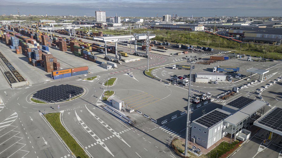 #Interporti. L'Assemblea ha discusso dalla sede redigente e approvato, con modificazioni, la legge quadro che torna all'esame della Camera senato.it/leggi-e-docume…