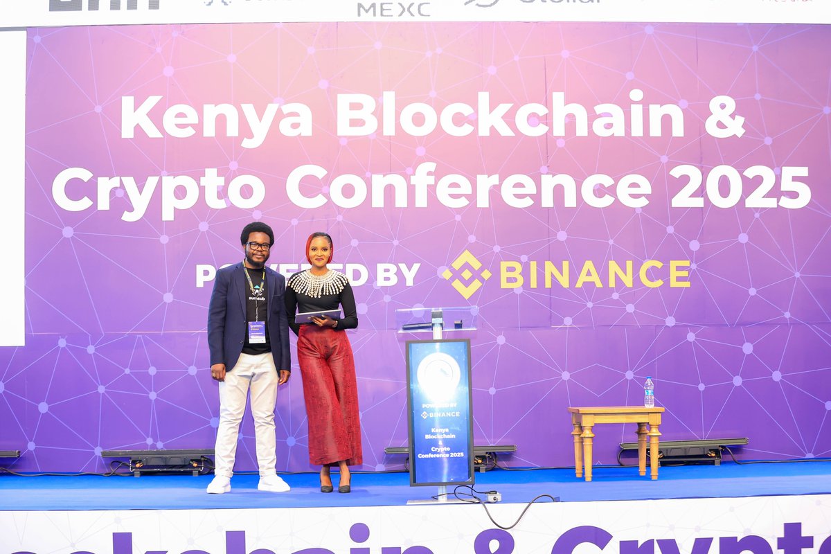 KBCC_01's tweet image. At #KBCC2025 Day 1, three powerhouse keynotes tackled the big questions head-on:
1. Fighting Crypto Fraud in Africa: The Hidden Risk VASPs Can’t Ignore by @tatendanigel, Regional Business Development Director for Africa, @Sumsubcom
-From deep dives into on-chain forensics to…