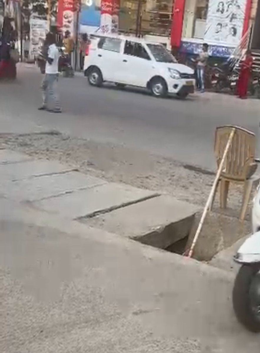 rpadhiary123's tweet photo. Hey, @BBMPofficial @swaccha_bbmp this is infront of mahaveer ranches, Naganathpura . Sir this is the second time the drain has been broken making dangerous to society people.. This condition is not even after 5-6 months.. causing a problem to @blrcitytraffic to manage traffic https://t.co/zC3p60N0jZ