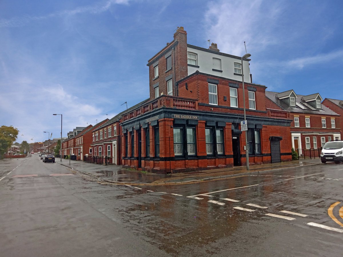 SP_Commercial's tweet image. 🔐 SOLD 🔐 | Community Wet Led Public House Close to Football Stadiums

Freehold asking price: £315,000 | Liverpool, Merseyside 📍

📰sidneyphillips.co.uk/news-item/987

-
-
-

#liverpoolnews #merseysidenews #pubsforsale #businessforsale #property #commercialproperty #sidneyphillips