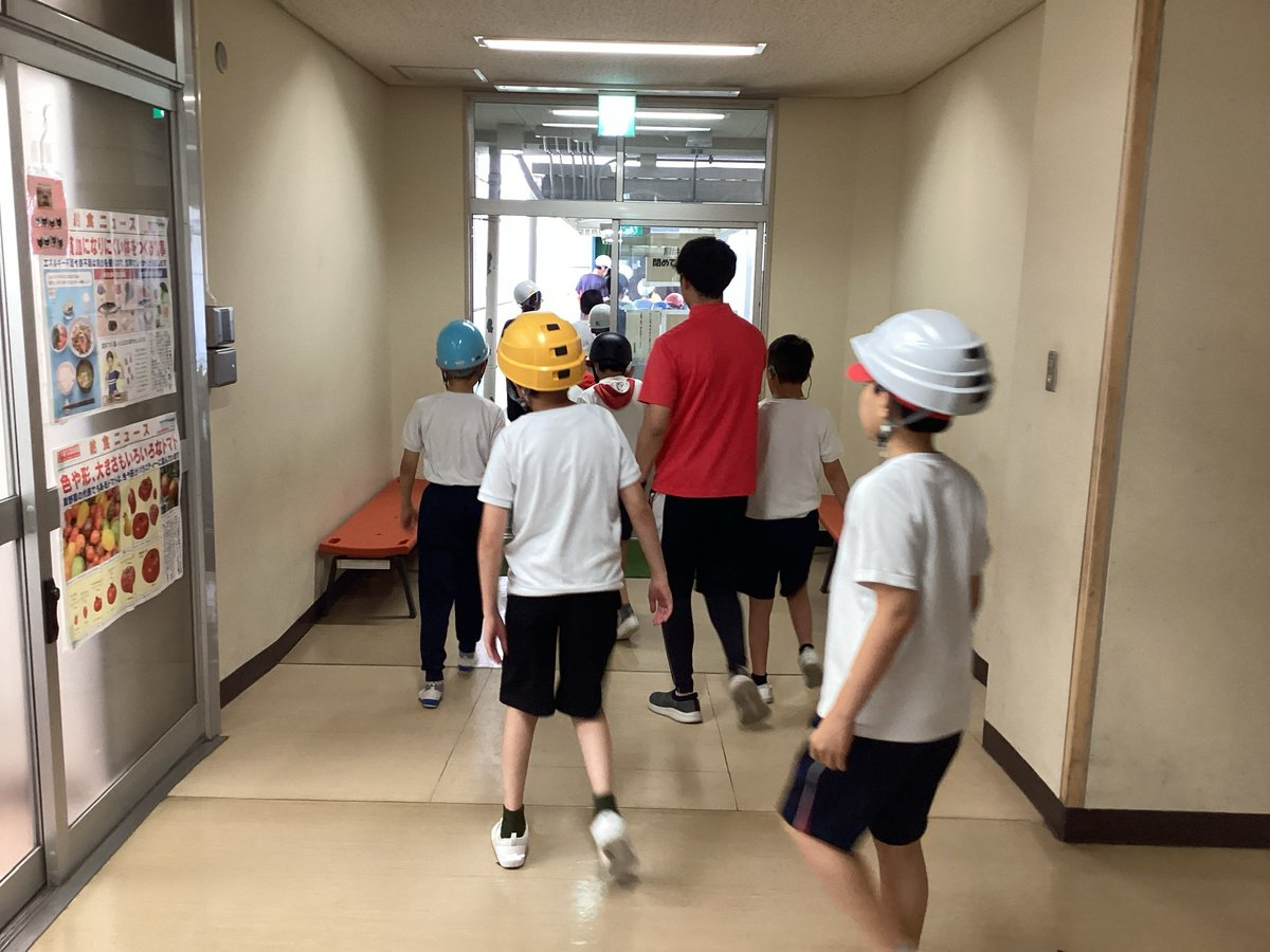 7月9日(水) 「避難訓練」 地震発生に備え、避難訓練を実施しました