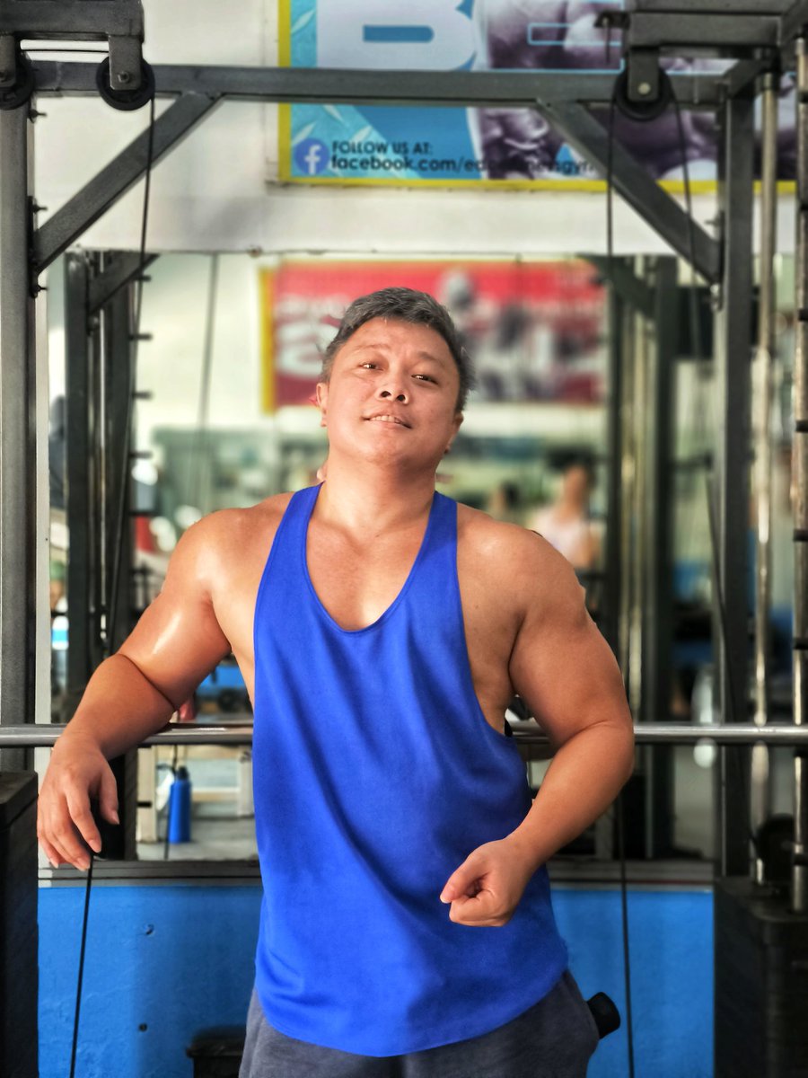 HomunculusZero1's tweet image. ...post workout photos 😁💪🏻💪🏻💪🏻...