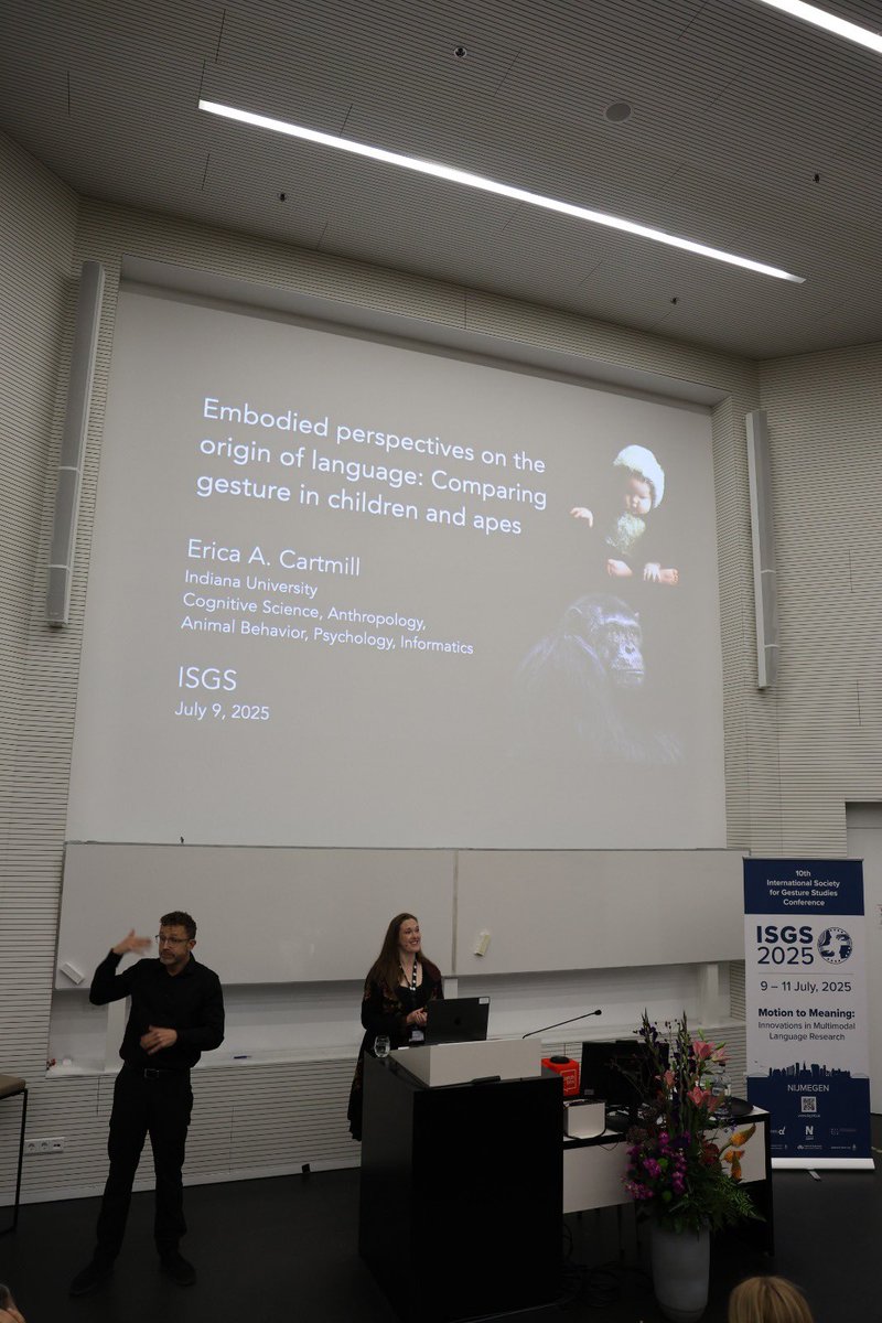 isgs2025's tweet image. An inspiring start to #ISGS2025 with Erica Cartmill’s keynote on embodied perspectives on the origins of human language