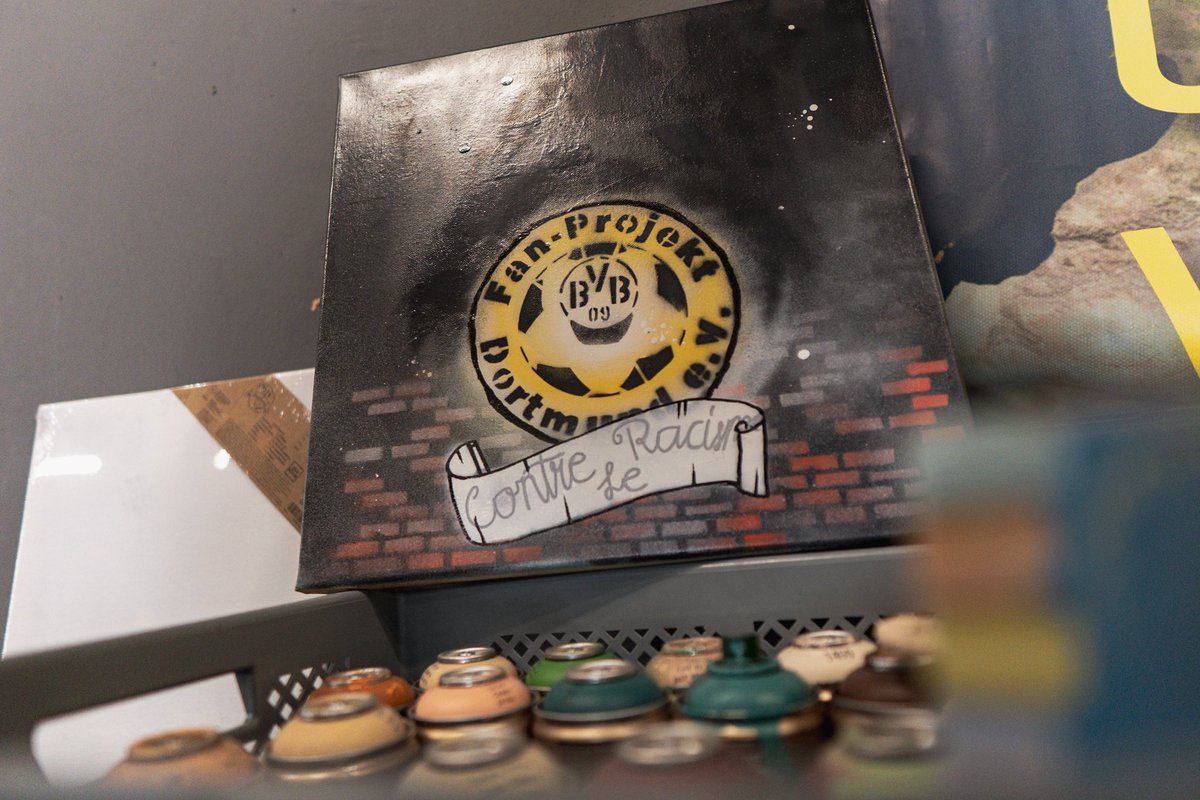 Die Premiere des JUGEND DEMOKRATIE FESTIVALS in Kooperation mit <a href="/KICKFAIR/">KICKFAIR</a> gestern im <a href="/SIGNALIDUNAPARK/">SIGNAL IDUNA PARK</a> war der absolute Hammer 🤩🙌! Über 200 begeisterte Jugendliche haben den Vormittag zu einem tollen Event kurz vor den Sommerferien werden lassen. 
#allemachenmit
#demokratie