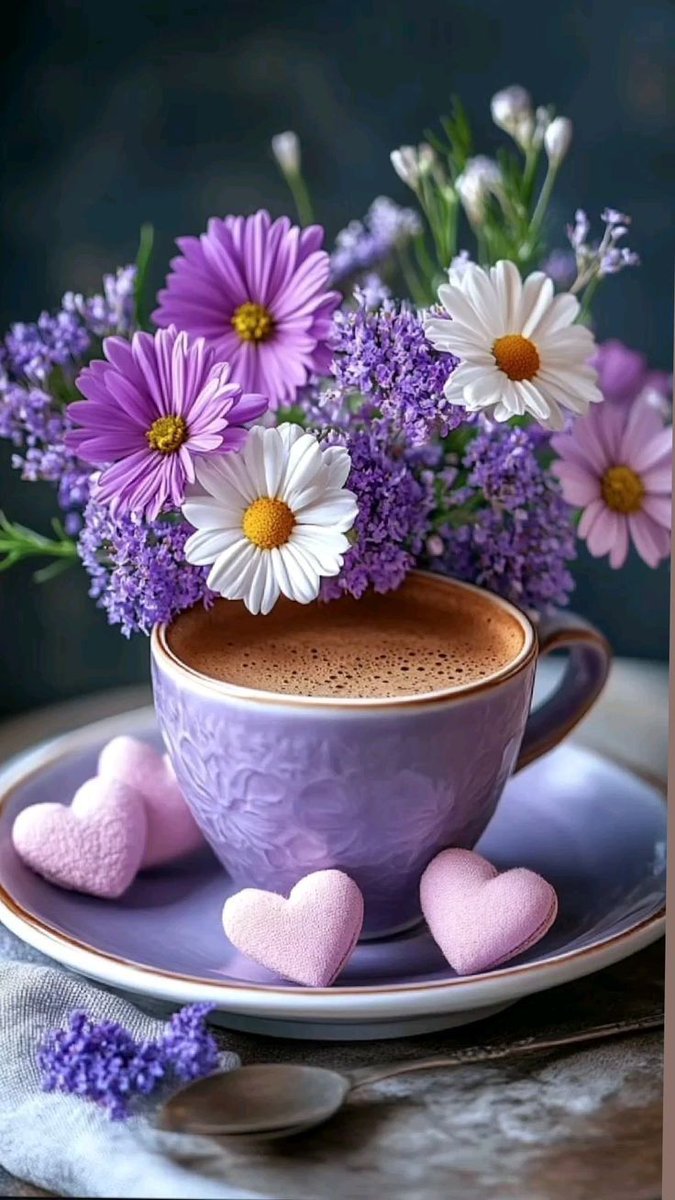 CintaDewiLover's tweet photo. 薄紫のコーヒーカップに温もりが注がれ、小さな花が囲み、ピンクのハートがアクセント。ロマンとくつろぎを 1 杯に込め、日常の小さな幸せを癒やす✨
The light purple coffee cup is filled with warmth, surrounded by small flowers and dotted with pink hearts. https://t.co/azETt3G08B