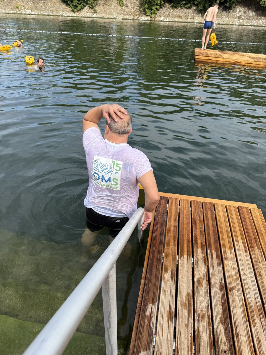 OMS15 (@omsparis15) on Twitter photo Un homme à la Seine !
L’OMS Paris XVe était présente pour ce magnifique moment de baignade qui restera jamais historique !
Merci à notre Maire <a href="/Philippe_Goujon/">Philippe Goujon</a>, notre adjointe aux sports <a href="/ozlem_orakci/">Ozlem Orakci</a> à notre <a href="/mairie15/">Mairie du 15</a> et la ville de Paris pour cette invitation ! Un homme à la Seine !
L’OMS Paris XVe était présente pour ce magnifique moment de baignade qui restera jamais historique !
Merci à notre Maire <a href="/Philippe_Goujon/">Philippe Goujon</a>, notre adjointe aux sports <a href="/ozlem_orakci/">Ozlem Orakci</a> à notre <a href="/mairie15/">Mairie du 15</a> et la ville de Paris pour cette invitation !