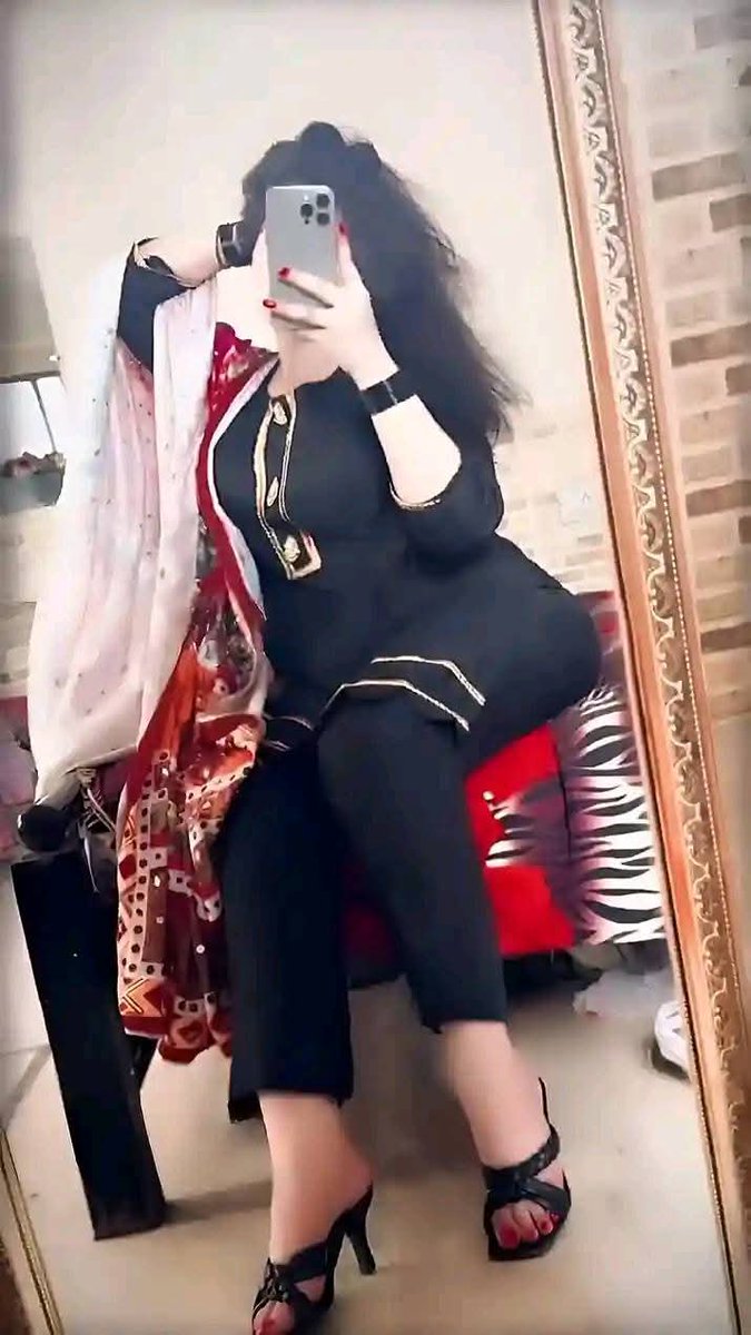 zainab tweet media