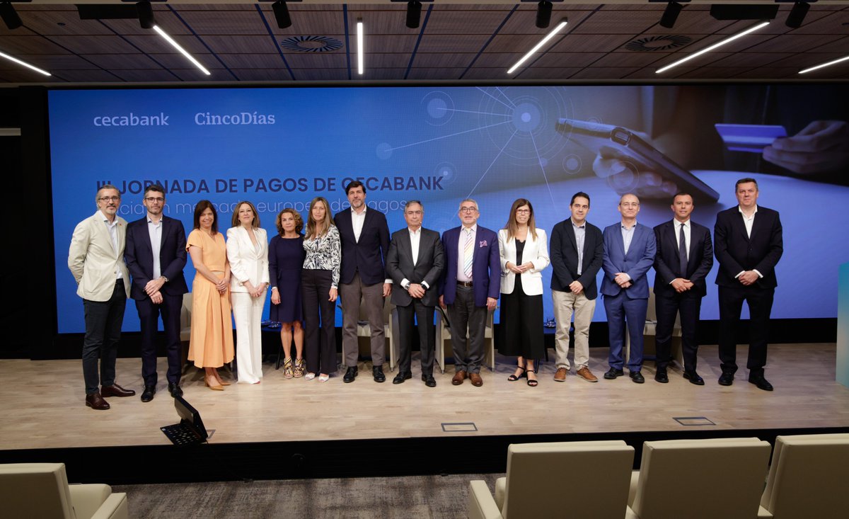 Cecabank (@cecabank_es) on Twitter photo 🔷 La III Jornada de Pagos de Cecabank, organizada en colaboración con <a href="/CincoDiascom/">CincoDiascom</a>, acogió a profesionales procedentes de las principales entidades de la industria de pagos para debatir sobre la innovación tecnológica, la evolución del mercado y la interoperabilidad de las 🔷 La III Jornada de Pagos de Cecabank, organizada en colaboración con <a href="/CincoDiascom/">CincoDiascom</a>, acogió a profesionales procedentes de las principales entidades de la industria de pagos para debatir sobre la innovación tecnológica, la evolución del mercado y la interoperabilidad de las