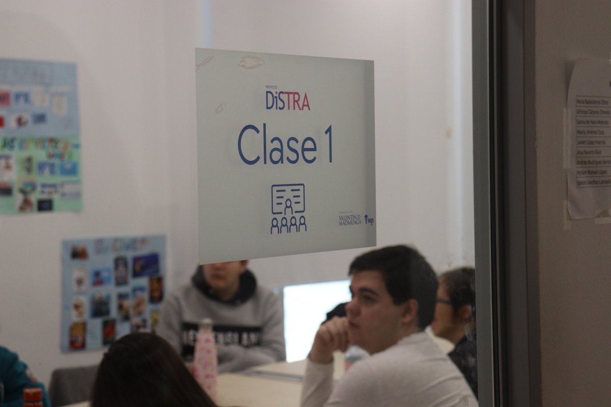 Los alumnos de Distra terminan el curso. Disfrutan en las clases, en prácticas o en su trabajo, pero se merecen unas vacaciones. Si conoces a alguien con discapacidad intelectual interesado en adquirir competencias y formación para el empleo. Comparte con su familia.