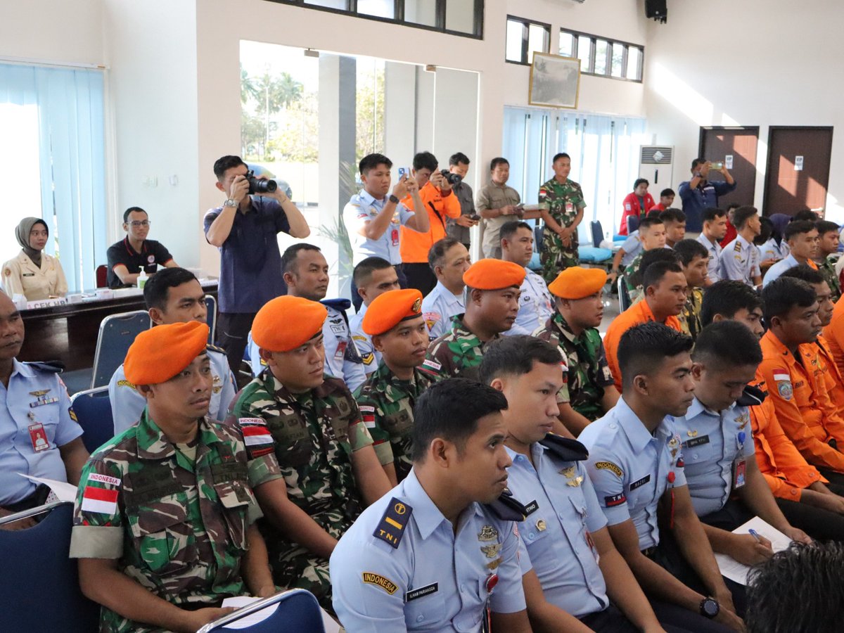 Denhanud 477 Kopasgat Berpartisipasi dalam Donor Darah Peringati ke-78 Hari Bakti TNI AU kopasgat.tni-au.mil.id/2025/07/09/den…