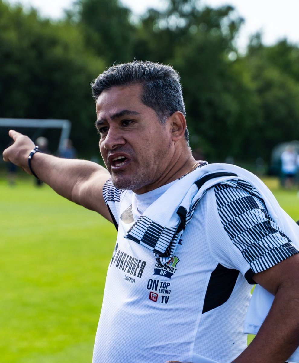 Ex EPL &amp; La Liga star Jefferson Montero in charge of his Montero Y Amigos making their debut in SMS7V7 yesterday, with huge representation from all of South America..

23 Nationalities on show in SMS7V7 🌎

#SMS7V7 #NextGeneration #BWFC #PathwayToGreatness #YouthFootball