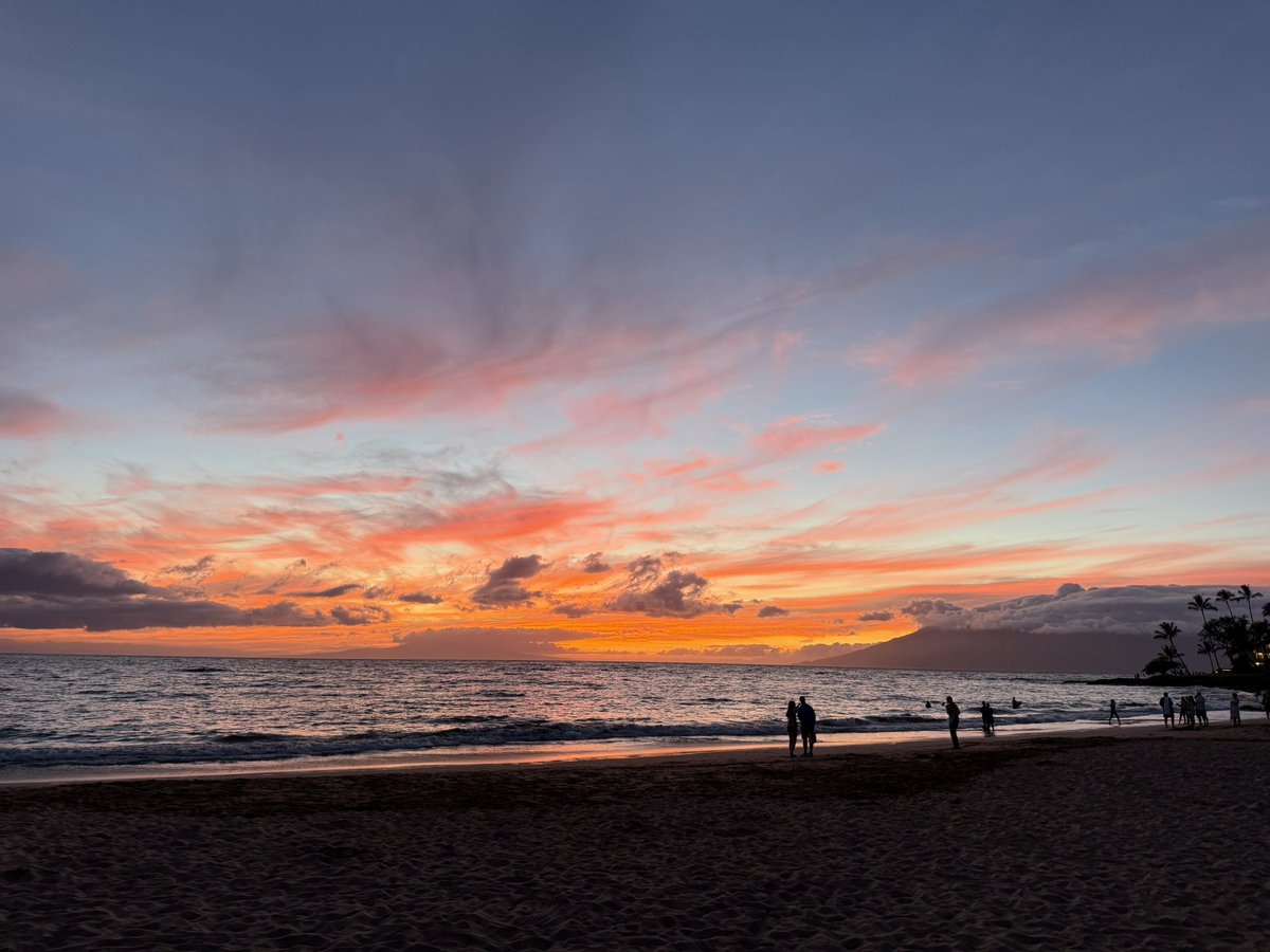 davethompsonMD's tweet image. Until next time, Maui. Mahalo! 🏝️
