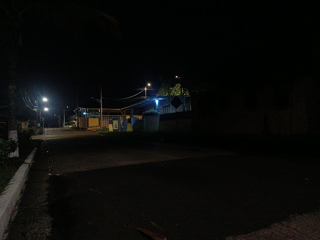 howzxrdream's tweet image. i dont care