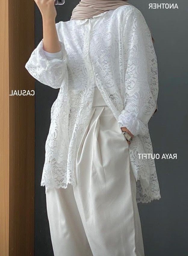 usacgixx's tweet photo. sweet tunic, dress with flirty lace details

a thread https://t.co/StsOW1P4WD